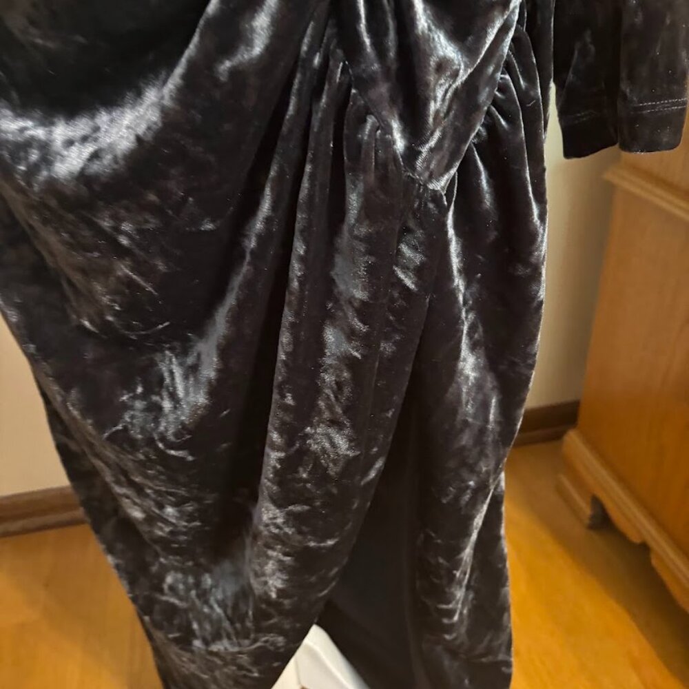 BARDOT Charcoal Black Velvet Dress with Long Sleeves - Size Large - Picture 8 of 11